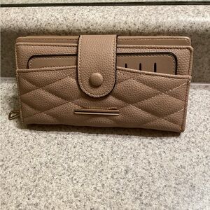 Elegant Tan Quilted Women's Wallet